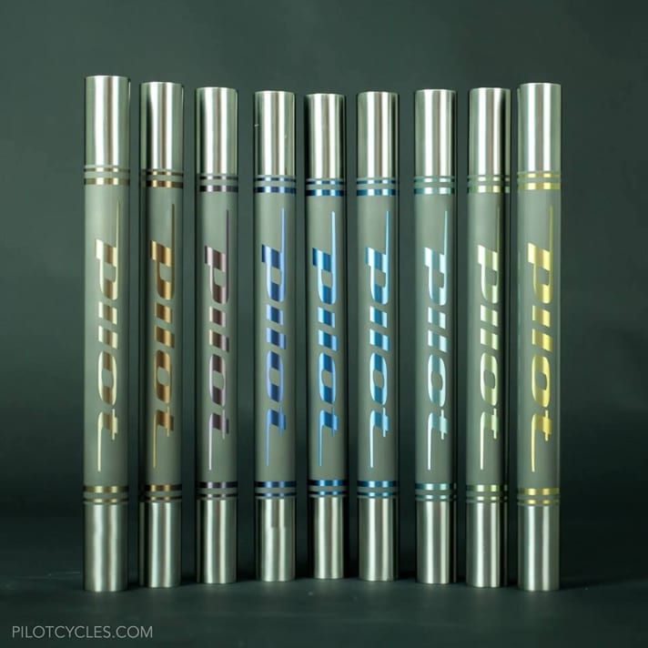   Neun Farboptionen bietet Pilot an (von links): Copper Chrome, Burly Bronze, Purple Haze, True Blue, Cool Blue, Gordon Blue, IC-Blue, Dutch Green sowie – ja wirklich – Urine Yellow. 