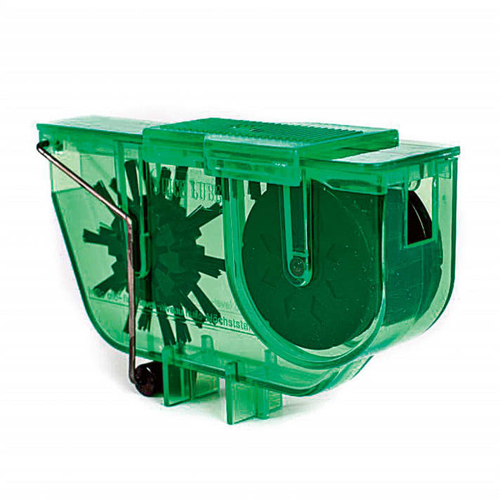   Chain cleaning device
