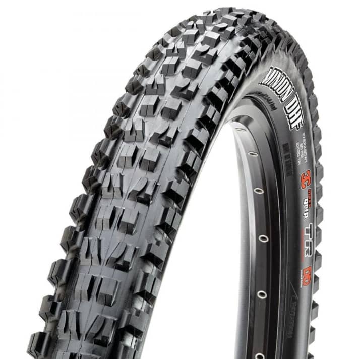   The tread pattern of the Maxxis Minion DHF tyre has survived every wheel size. The Minion DHF was developed for gravity use and has left the same tyre imprint on the trails and race tracks of the world for almost 20 years.