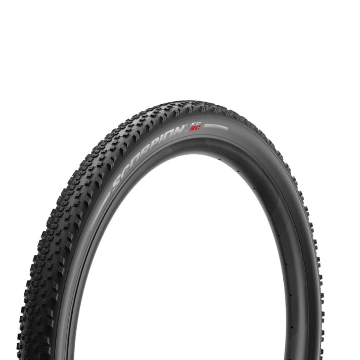   The profile of the Scorpion XC RC is said to be particularly suitable for XCO courses. Professional bikers Samuele Porro and Vlad Dascalu, among others, rely on the new tyres.