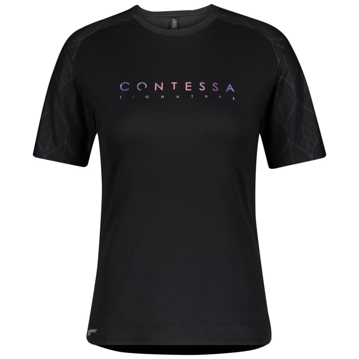 RC Contessa Signature Trikot: Hergestellt aus atmungsaktivem 3D-Material mit Kühlfunktion bleibt mit dem Contessa-Trikot auch die der heißeste Fahrt stets cool. Als besonderes Highlight dürfte das integrierte Brillenreinigungstuch gelten. Preis: 79,95 Euro. Auch als Langarm erhältlich.