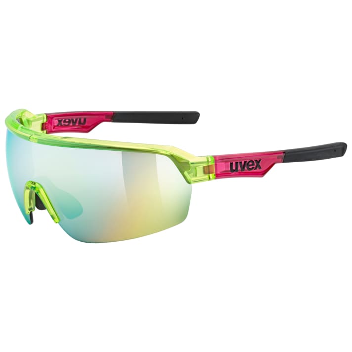   Das XXL-Sichtfeld der Halbrahmenbrille sorgt nicht nur für einen spacigen Look, sondern auch für ein uneingeschränktes Sichtfeld. Durch den Easy-to-Clean Abperleffekt lassen sich die Scheiben auch nach einem Ritt durch staubiges Gelände schnell und einfach reinigen. Für einen perfekten Tragekomfort und sicheren Halt sind die die weichen Nasenpads und Bügelenden individuell anpassbar.