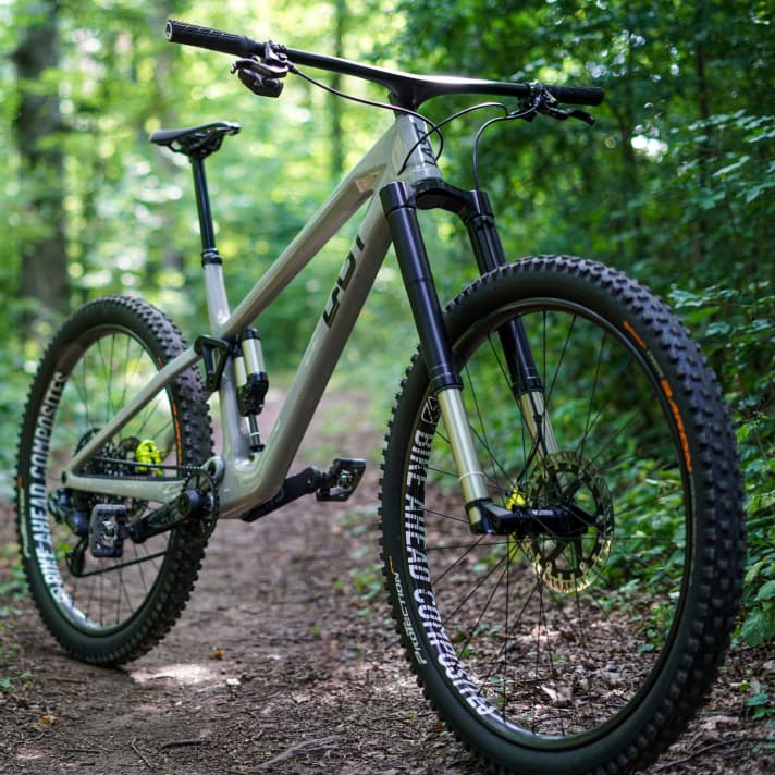   <a href="https://www.bike-magazin.de/hintergruende/typen_portraet/bike-besucht-bike-ahead-composites" target="_blank" rel="noopener noreferrer nofollow">Made in Germany</a> : The Last frame, manufactured in Würzburg, is fitted with the new Three Zero carbon wheels and The Unit cockpit from Bike Ahead.