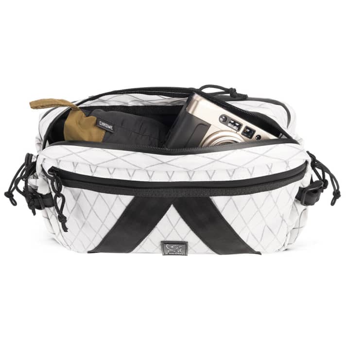 The Tensile Hip Pack from Chrome is designed to be stylish and practical for the city. However, the thin hip belt makes it rather unsuitable for wild mountain bike adventures.