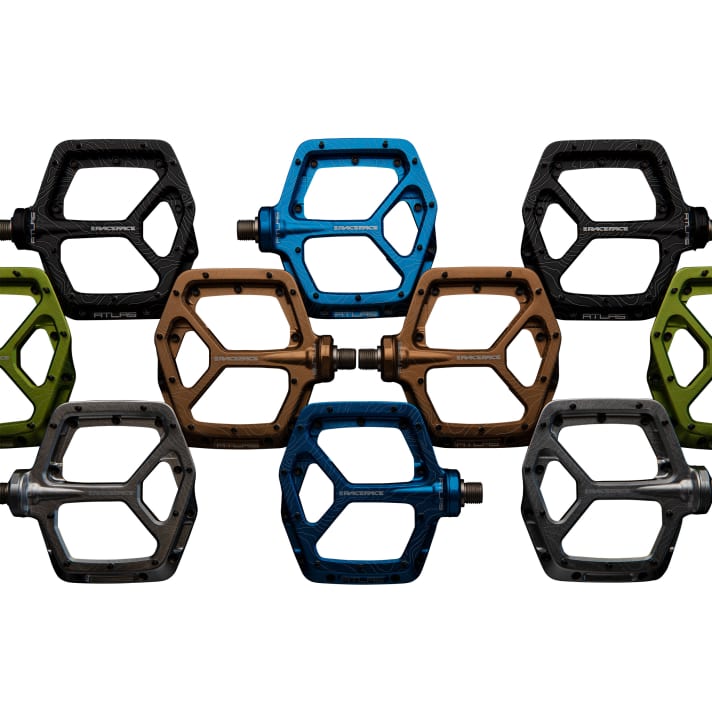   Die Kanadier sind so von der Haltbarkeit und Robustheit ihrer neuen Atlas-Flatpedals überzeugt, dass sie eine lebenslange Garantie geben.