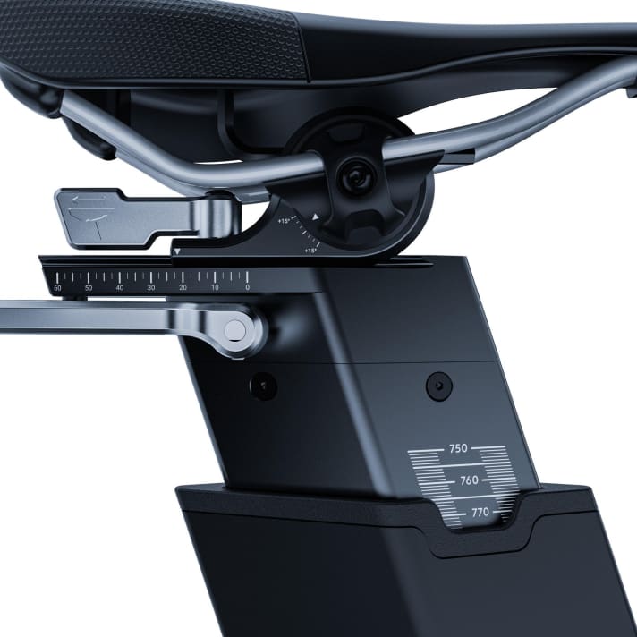 Special feature: the patented micrometric height adjustment of the saddle.