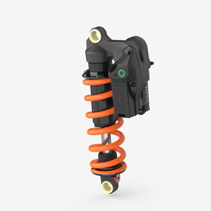 For fans of steel springs: The Fox DHX Factory Live Valve Neo damper is aimed at enduro bikers.