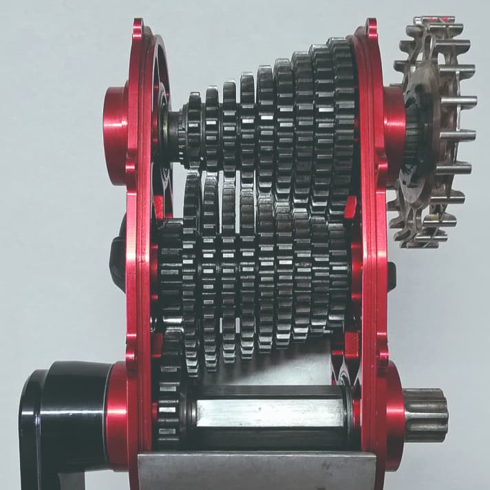 Kaum etwas ist so technisch-faszinierend, wie der Blick in ein Schaltgetriebe. Dieses stammt von Effigear aus Frankreich.