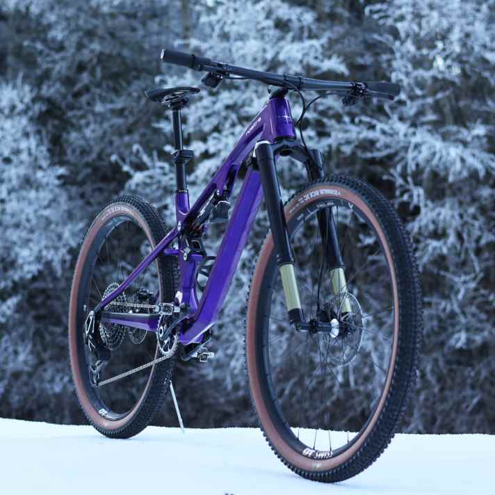 The suspension of Nostra's first bike offers a choice of 120 or 130 millimetres of suspension travel.