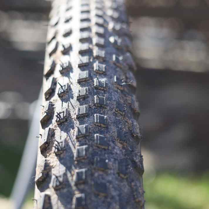 The tame lugs of the Specialized Air Trak offer little resistance. As long as it stays dry, the traction is good.