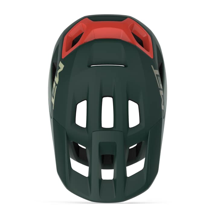 With its 23 ventilation openings, the Revo should ensure proper cooling even when travelling slowly