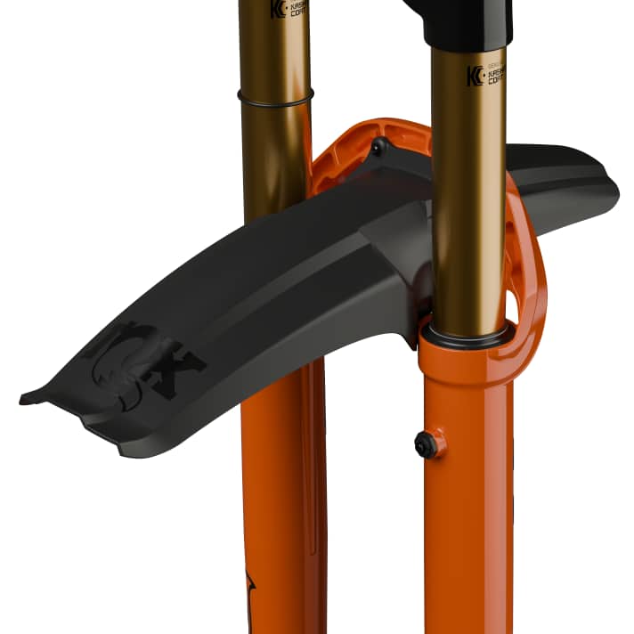 Available in long and short: The fender is attached to the fork bridge.
