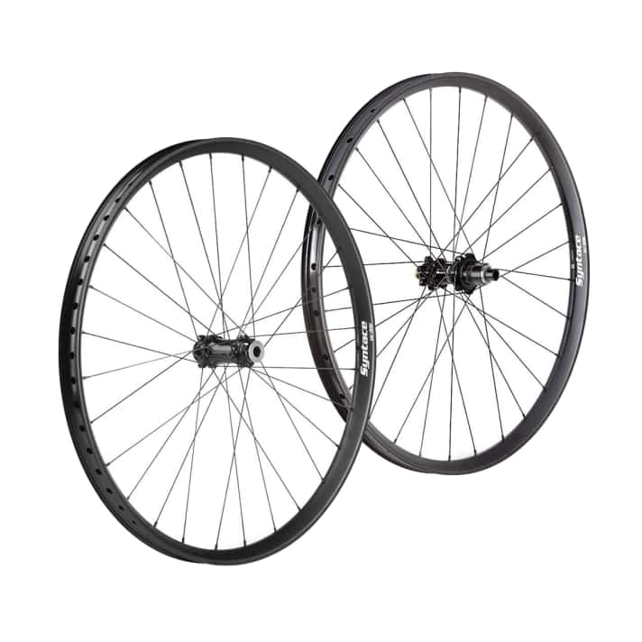 Die Syntace W33G Laufräder basieren auf der W33i Alufelge, die Syntace bereits in anderen Modellen erfolgreich einsetzt.