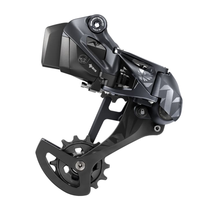 The XX1 AXS rear derailleur is mounted on a classic derailleur hanger and must be meticulously adjusted using adjustment screws.