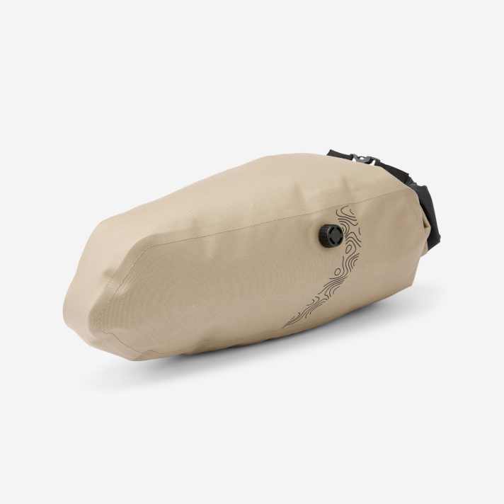 La sacoche de selle Rockrider ADVT 900