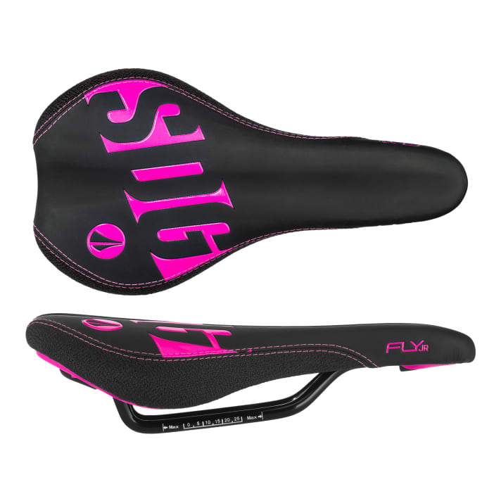 The design of the SDG Fly JR children's saddle is also suitable for small sit bone distances and makes bike tours comfortable for kids too.