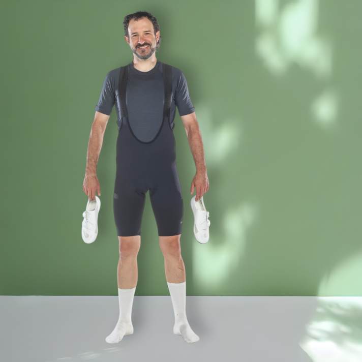 Does the name say it all? Yes and no. The cut and material are also permanently comfortable, the seat pad is rather too soft