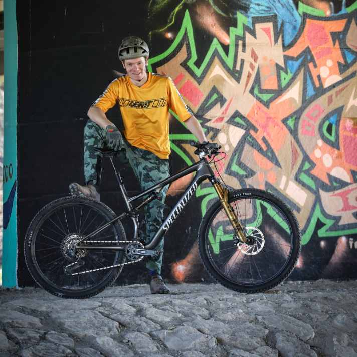 Edle Ware: Der Umbau aufs Specialized Epic Evo ging mit einigen Tuning-Maßnahmen einher.