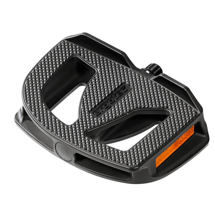 Auf ergonomischen Pedalen kann die Kraft besser verteilt werden. So lastet weniger Druck auf dem Vorderfuß.