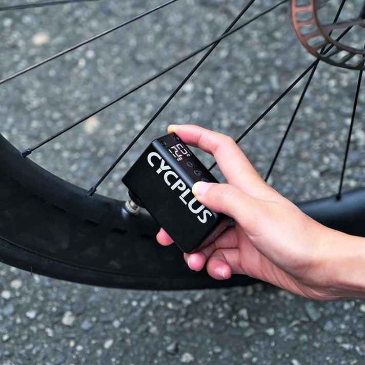 Mini pump from Cycplus