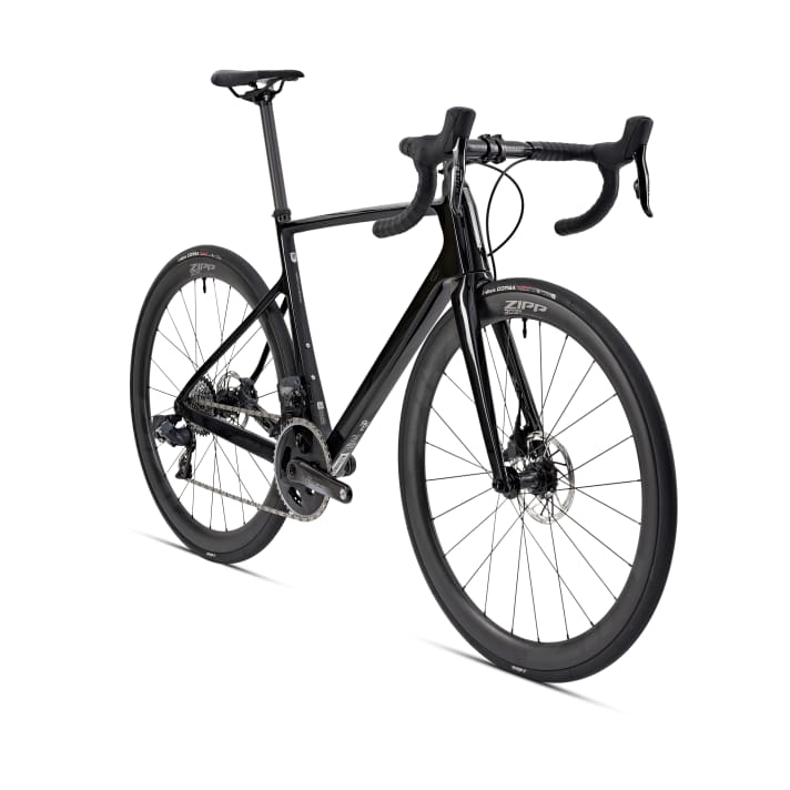 No large lettering on the down tube and kept in plain black. The new Van Rysel EDR CF road bike. Decathlon gives a five-year guarantee on the frame.