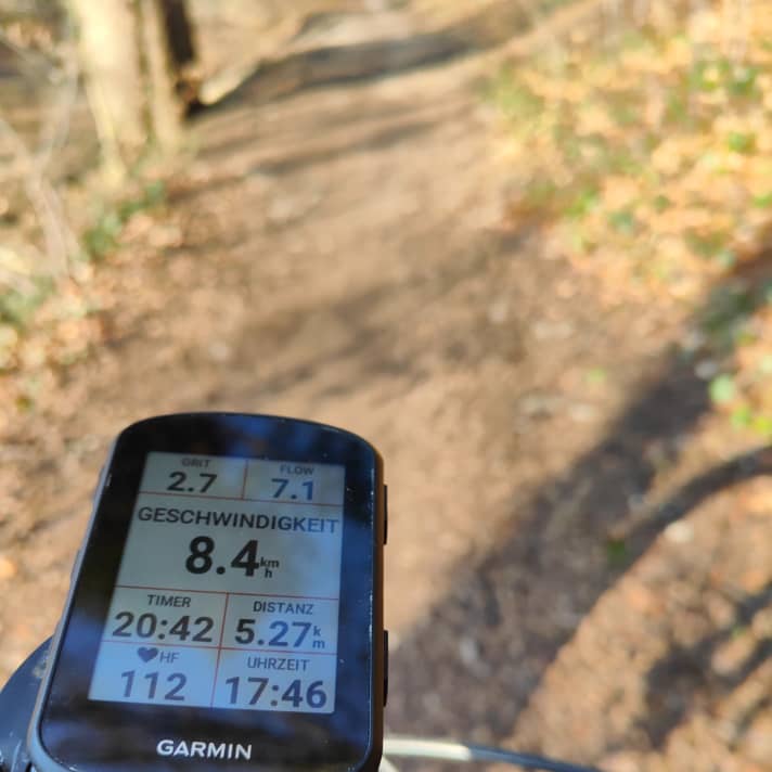 Grit und Flow (ganz oben im Datenfeld) gibt es im MTB-Modus und gibt an, wie schwierig die Strecke ist - und wie flowig man sie gemeistert hat.