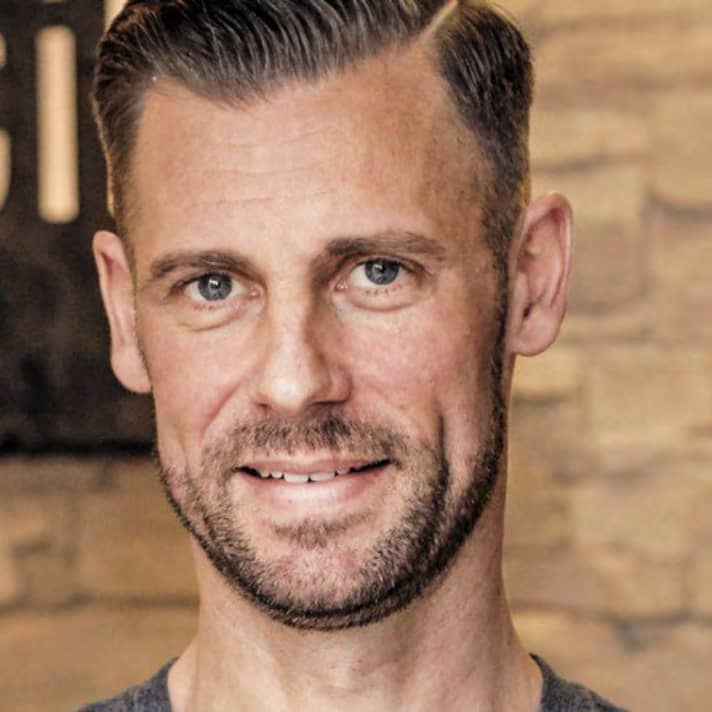 Sebastian Mühlenhoff:
Sports scientist and co-founder of the Frankfurt training institute iQ athletik. The former MTB racer and state association trainer at the Hessian Cycling Federation is an expert in performance diagnostics, bike fitting, training planning and control.