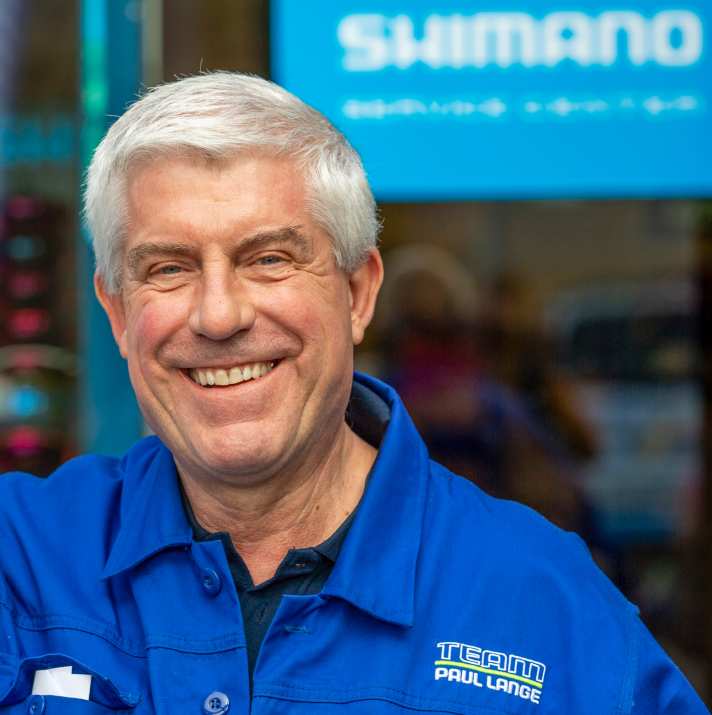 Sein Vater brachte 1967 die ersten Shimano-Teile nach Europa. Heute leitet Bernhard Lange die Generalvertretung des japanischen Komponentenherstellers