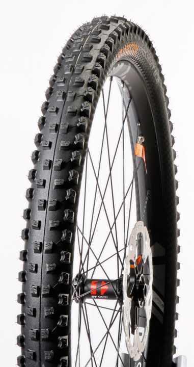    <a href="https://www.awin1.com/cread.php?awinmid=11768&awinaffid=471469&clickref=Continental+Baron&ued=https%3A%2F%2Fwww.rosebikes.de%2Fcontinental-der-baron-24-projekt-mtb-enduro-reifen-protection-apex-2667782&pref1=bike" target="_blank" rel="noopener noreferrer nofollow">Continental Baron</a> *