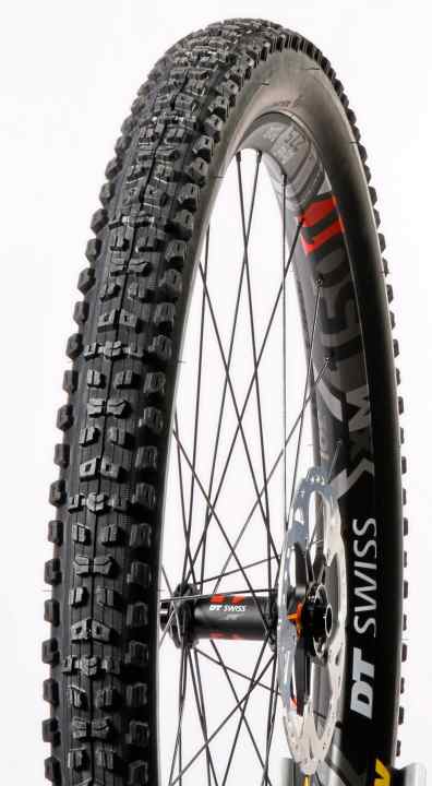    <a href="https://www.awin1.com/cread.php?awinmid=13793&awinaffid=471469&clickref=Maxxis+Aggressor&ued=https%3A%2F%2Fwww.liquid-life.de%2Fmaxxis%2Fmaxxis-aggressor-dual-tlr-exo-29-wt-faltreifen.html&pref1=bike" target="_blank" rel="noopener noreferrer nofollow">Maxxis Aggressor</a> *