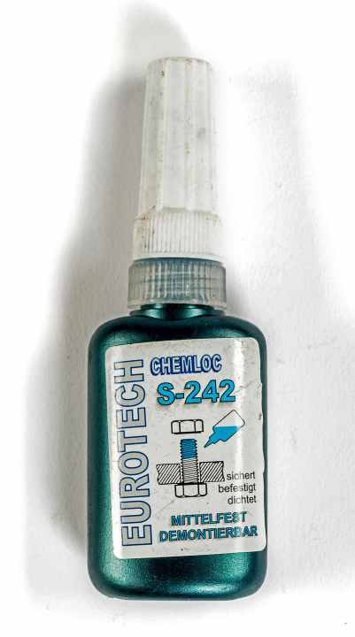   Medium-strength threadlocker