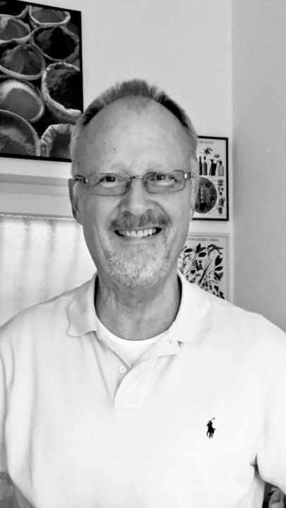   Dr. med. Christian Gruhn aus München ist Facharzt für innere Medizin und für Allgemeinmedizin.