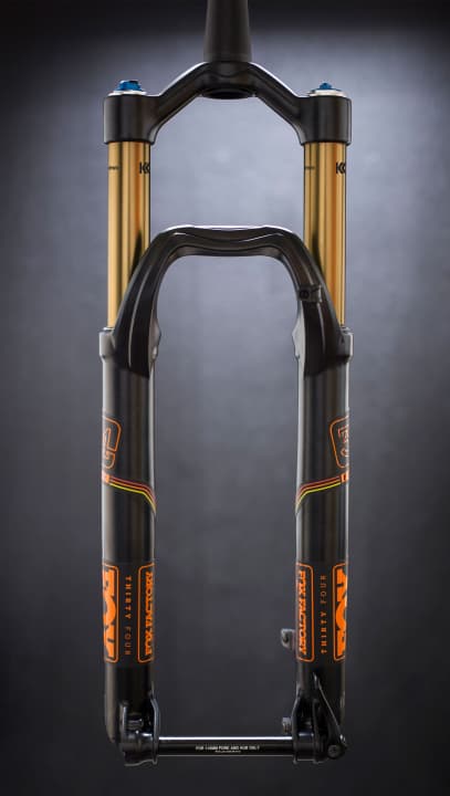   Wide tyre version: The Fox 34 Float 27.5+ is the first fork specifically for the Plus 27.5+ format.