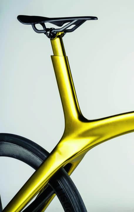 Sculptural: The "design wheel" is limited to 1500 pieces. It can be customised using a modular system.