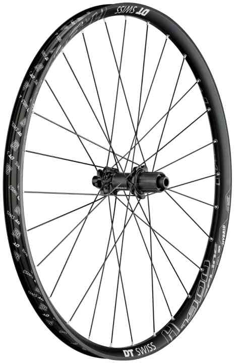   The entry-level model in the hybrid world weighs from 2003 grams and, at 388 euros, is by far the cheapest wheelset in the Swiss E-Line. All wheels will be available from mid-April 2017.