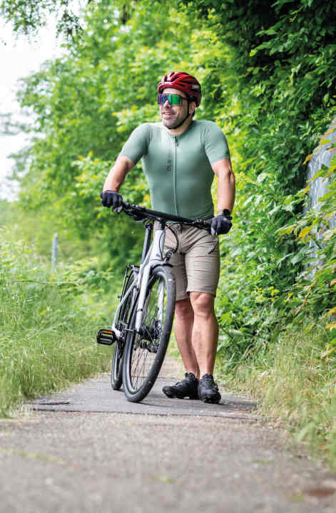Radfahren im Sommer: Das Sport-Outfit für heiße Tage.