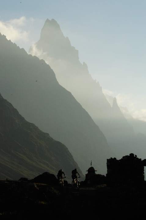   Val Veni: 2500 Höhenmeter geschafft und noch immer kein Mont Blanc in Sicht. Aber bald ...