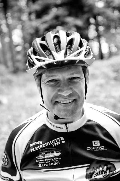   Rider: Hans-Peter Ettenberger, BIKE-Testlaborleiter. Fährt Bike seit 1991. Gewicht/Größe 73 kg/1,67 m. Fahrertyp Marathon/Tour. Lieblingsrevier Bayerische Alpen