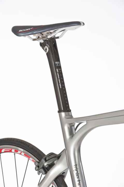   Schweizer Sonderweg: BMC widersetzt sich der Konvention, dass Sattelstützen im Querschnitt rund sein müssen 