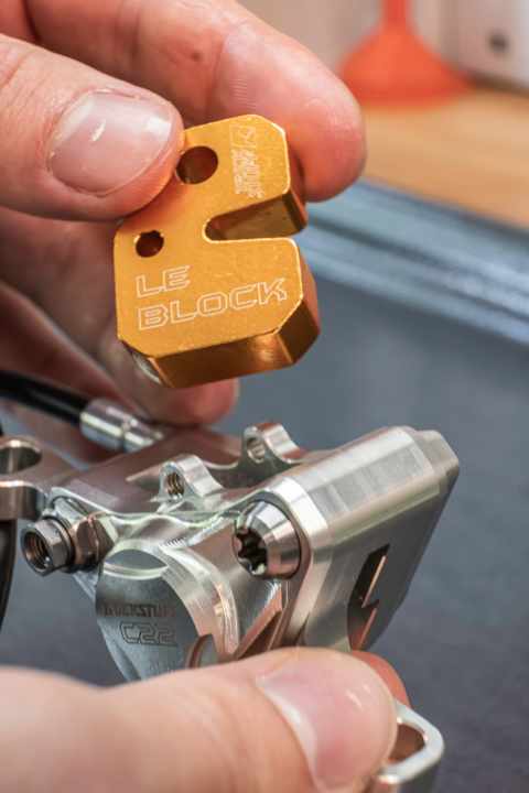 Made in Germany: Die Piccola ist sündhaft teuer, aber eine Investition in die Zukunft. Und eine Augen- & Handschmeichlerin.