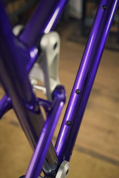 The new Zoceli Rutina comes with two bottle cages and an internally routed cable guide as standard.