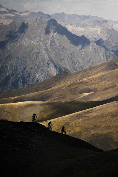 At the top, we soaked up the incredible landscape. After that, all our concentration was focussed on the sporty trail.