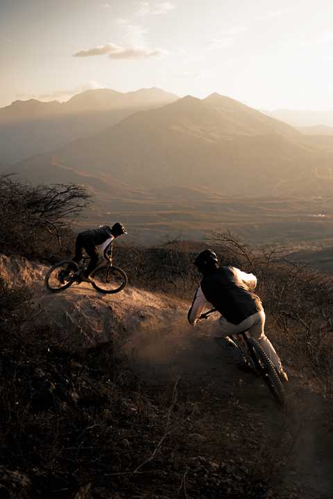 Perhaps the best trail in Ecuador: the never-ending "La Paz", an enduro race trail in the south of the country.