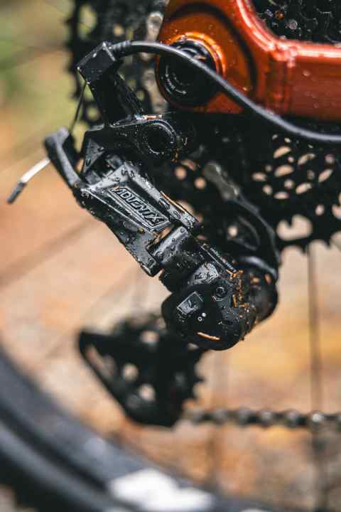 Eine Microshift Advent X Schaltung sieht man nicht alle Tage. Trotz nur zehn Gängen ist die Übersetzungsbandbreite passabel.