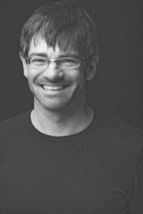 Lutz Scheffer, Konstrukteur: "Die Verlagerung der Produktionen zurück nach Deutschland hat mit schnellerer Verfügbarkeit zu tun. In Sachen Nachhaltigkeit unterscheidet sich das aber kaum. Zwar entfällt der Transport, doch der macht nur einen Bruchteil aus. Vielleicht machen Kompromisse Sinn. Hersteller könnten ihre Rahmen und Teile ausschließlich mit Containerschiffen transportieren, die auf Kraftstoff mit weniger Schadstoffen setzen."