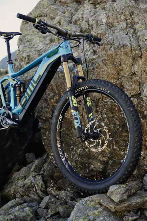   The Fox 36 is particularly stiff in the e-bike optimised version. BMC uses the 170-millimetre version.