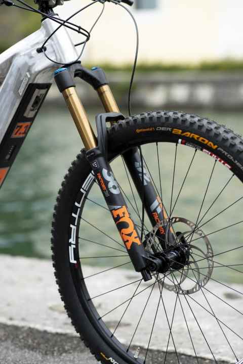   The Fox 36 in the Factory version is considered the top fork in this category.