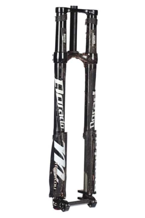   We tuned the "Dorado" according to the manual for all-round performance and left it exactly as it is: 62 PSI, rebound 9 clicks from fully closed, high-speed compression 8 clicks and low-speed compression (TPC+) 8 clicks from fully closed.