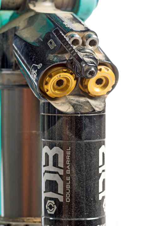   As exemplary as the online advice is, the set-up is difficult in practice. The double barrel on the Norco is difficult to adjust. The DH performance of the massive shock makes up for this.