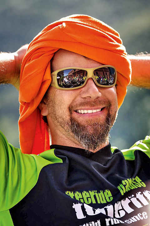   Ralf Petrovski (35), bike guide